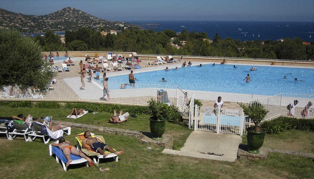 Cap Esterel Garden Flat Saint-Raphaël Kültér fotó